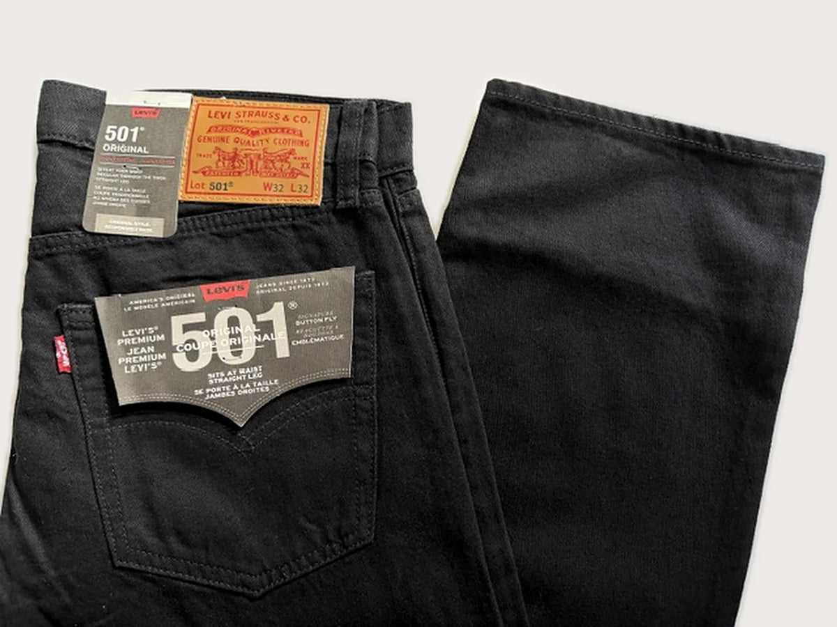 Levi's 501 Original Black – Patch, back pocket and straight leg
