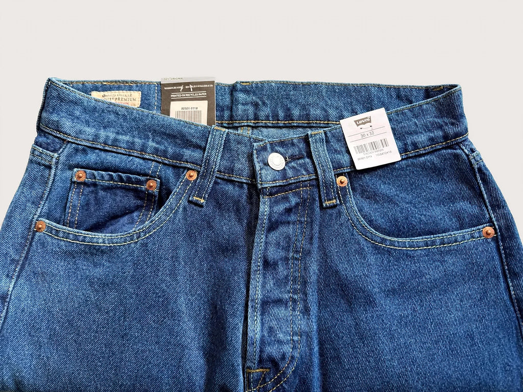Levi's 501 Original Blue – Front with button fly and rivets