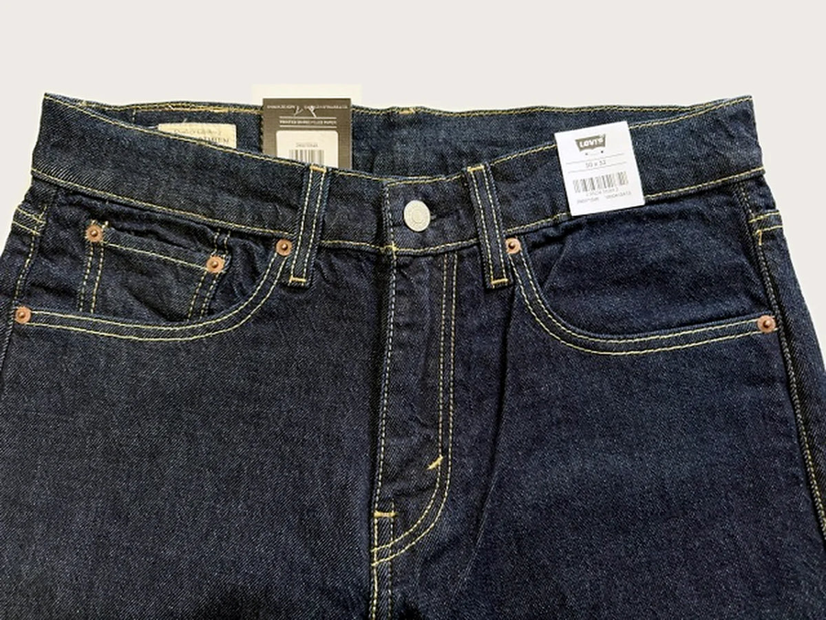 Levi's 502 Taper Blue – Front with rivets and waistband