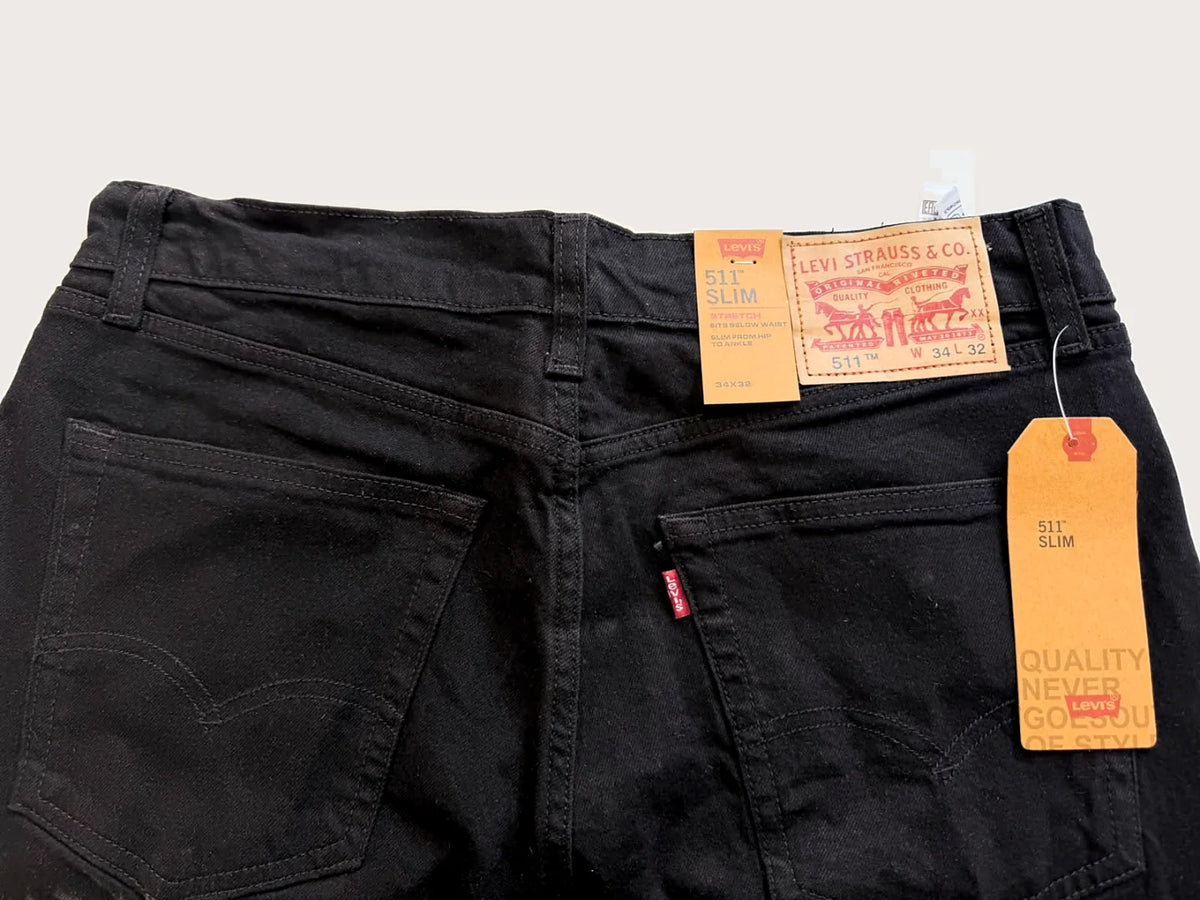 Levi's 511 Slim Black – Back pockets, tags and leather patch
